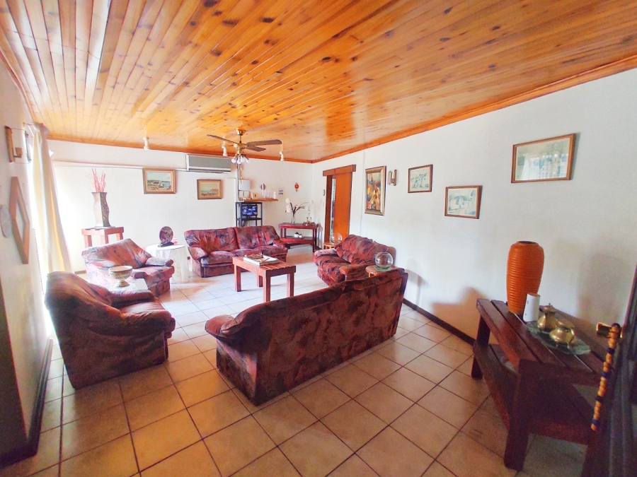 5 Bedroom Property for Sale in Sasolburg Ext 4 Free State